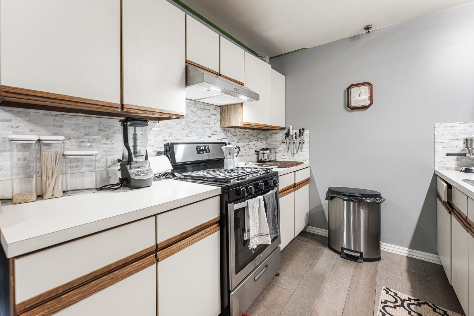 21W581 North Avenue Unit: 30
