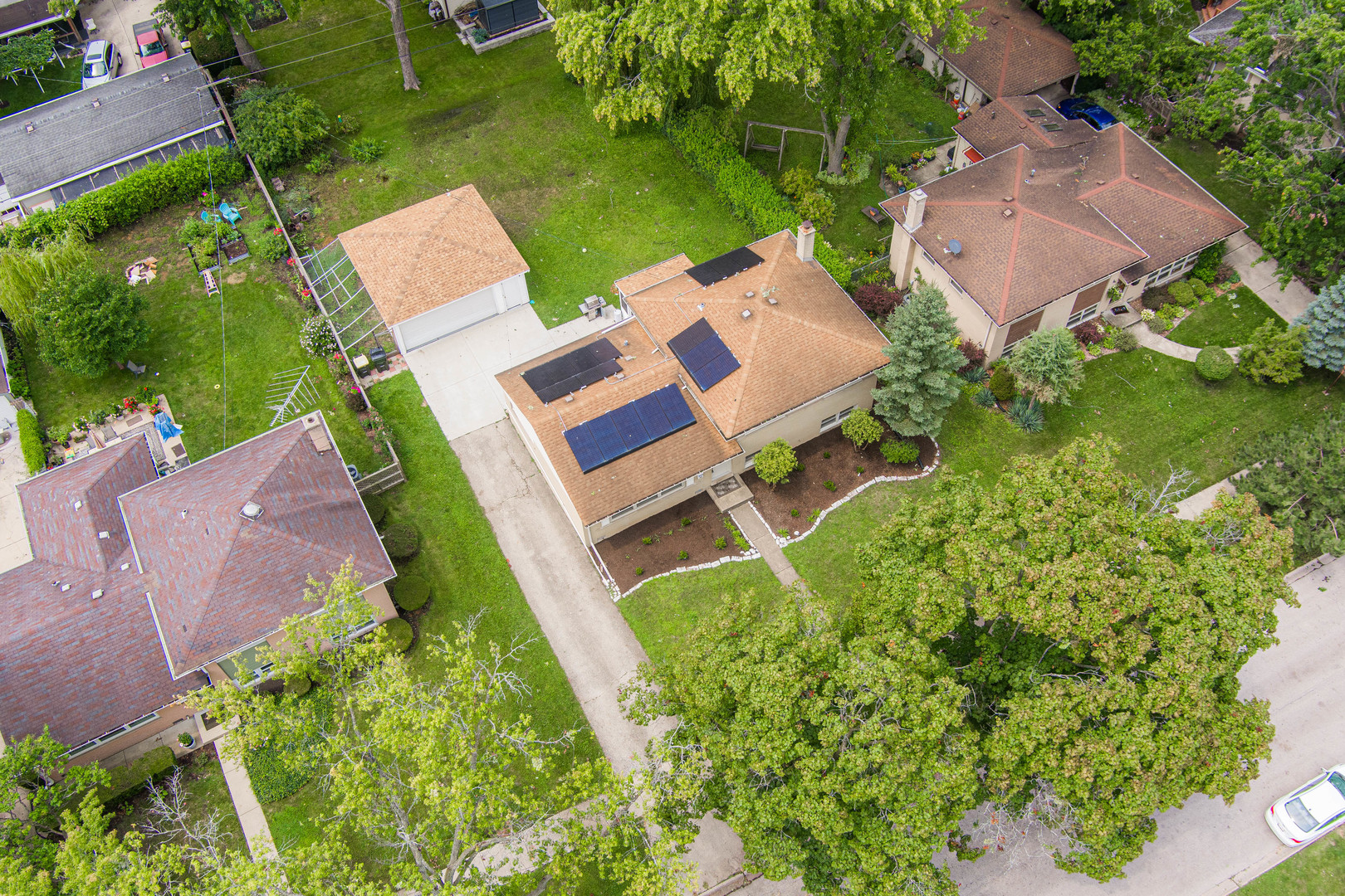 306 Michael Manor