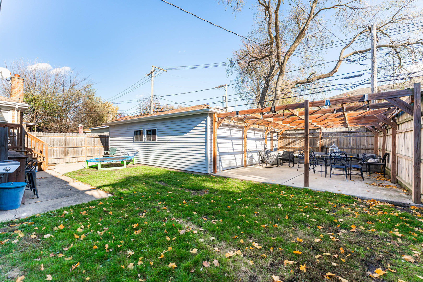 7341 N California Avenue