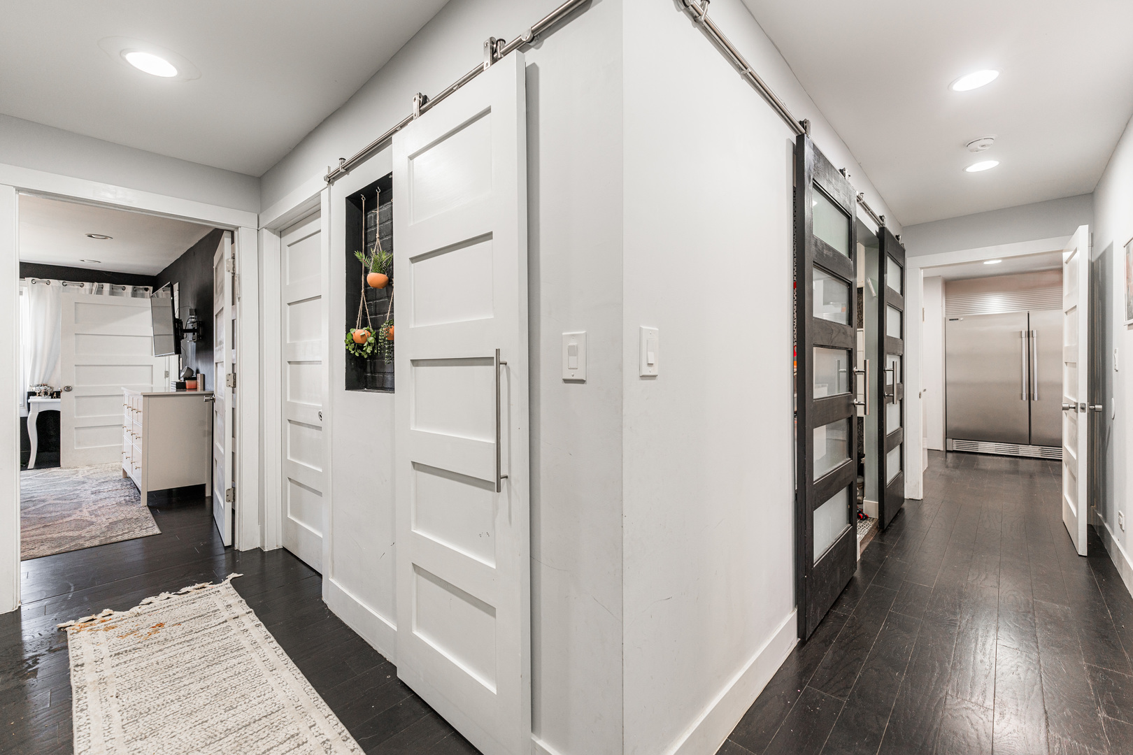 7341 N California Avenue