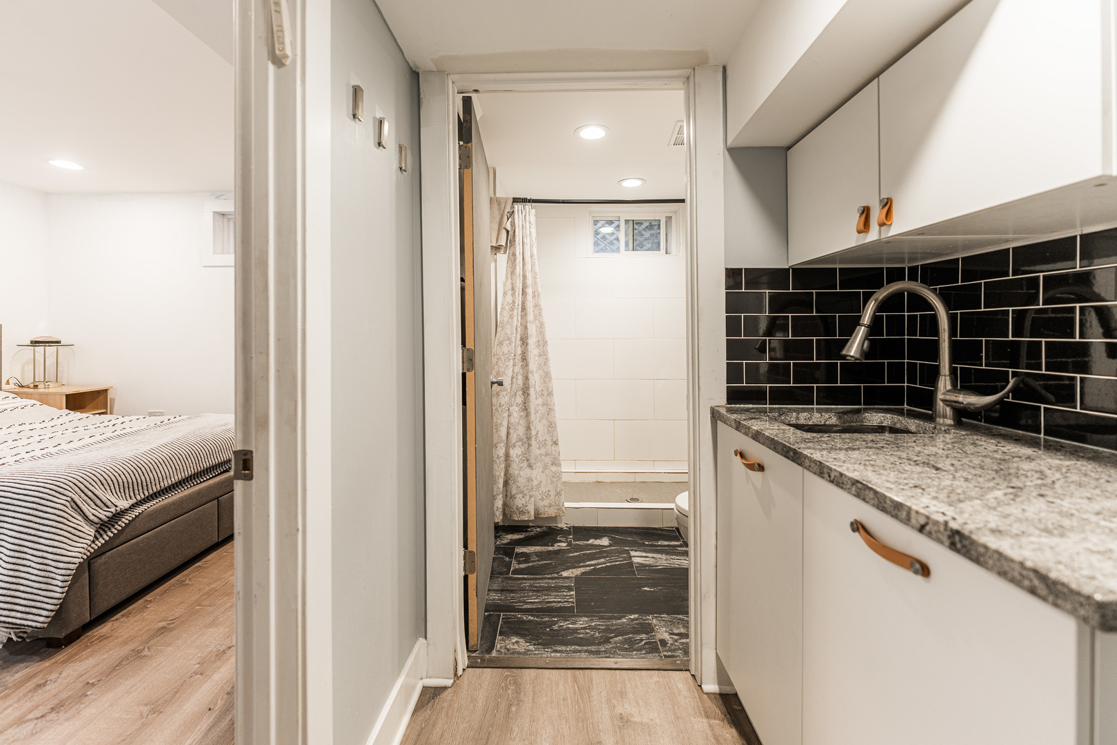 7341 N California Avenue