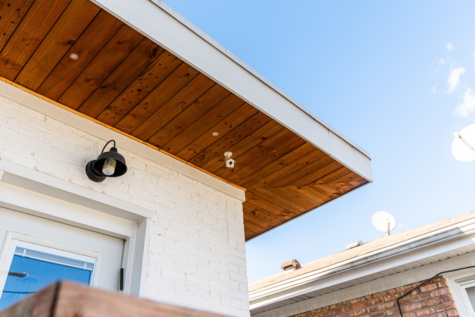 7341 N California Avenue