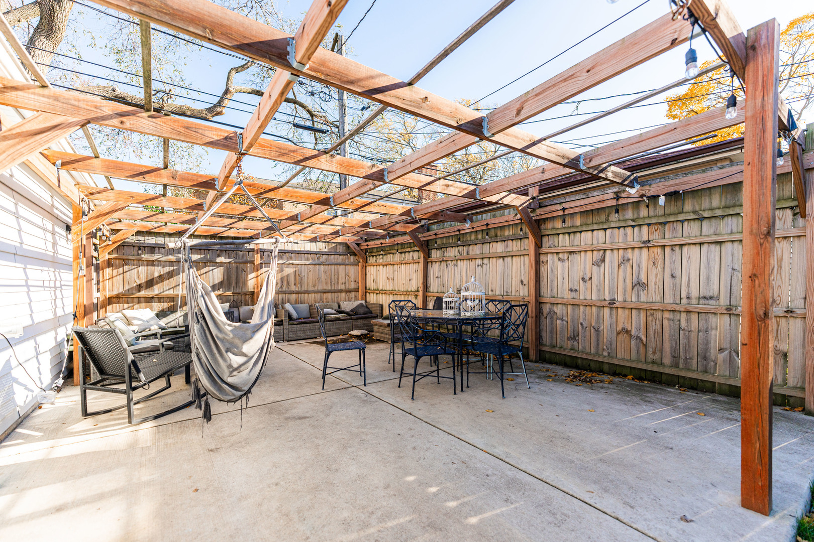 7341 N California Avenue