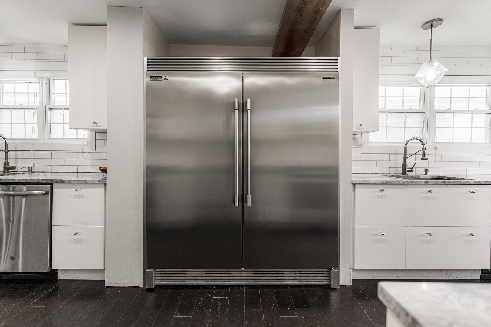 7341 N California Avenue