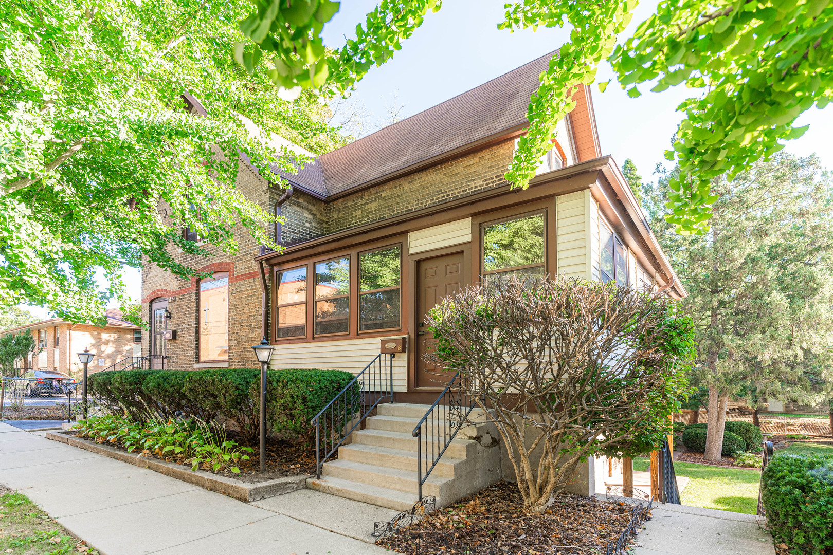 113 Elm Street Unit: B