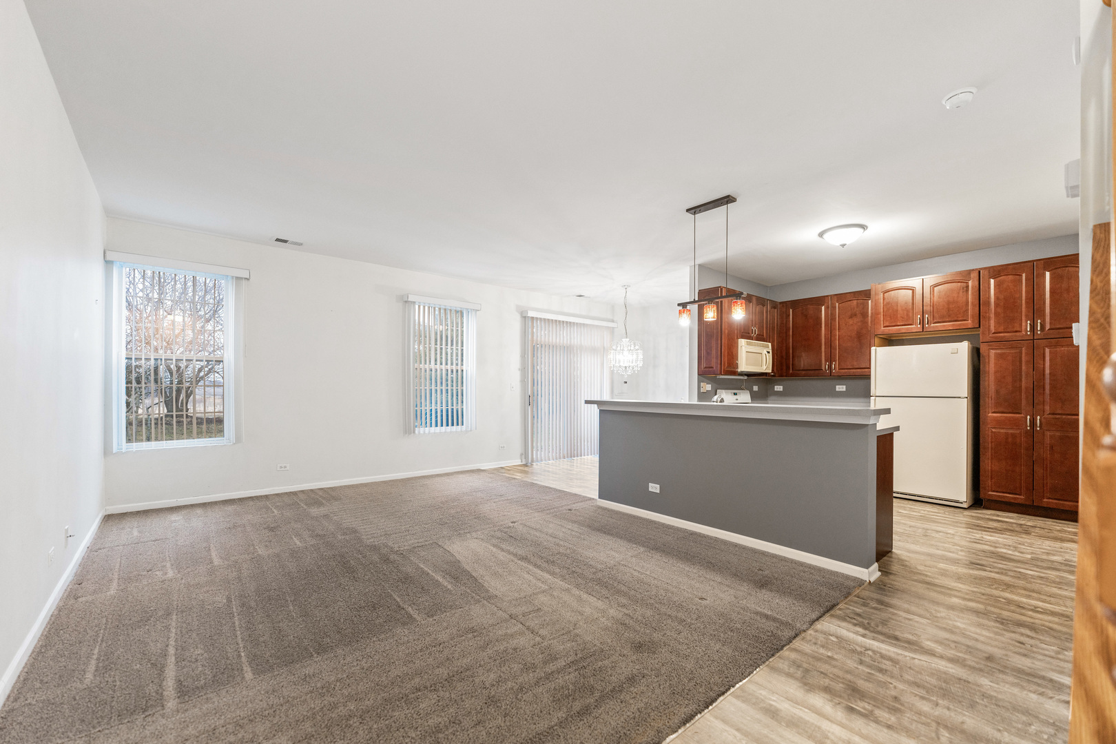 531 Springbrook Trail N