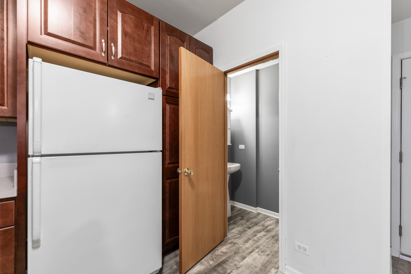 531 Springbrook Trail N
