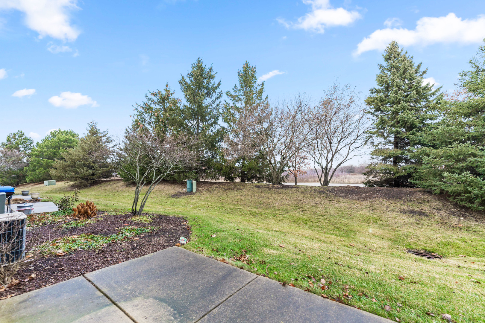 531 Springbrook Trail N