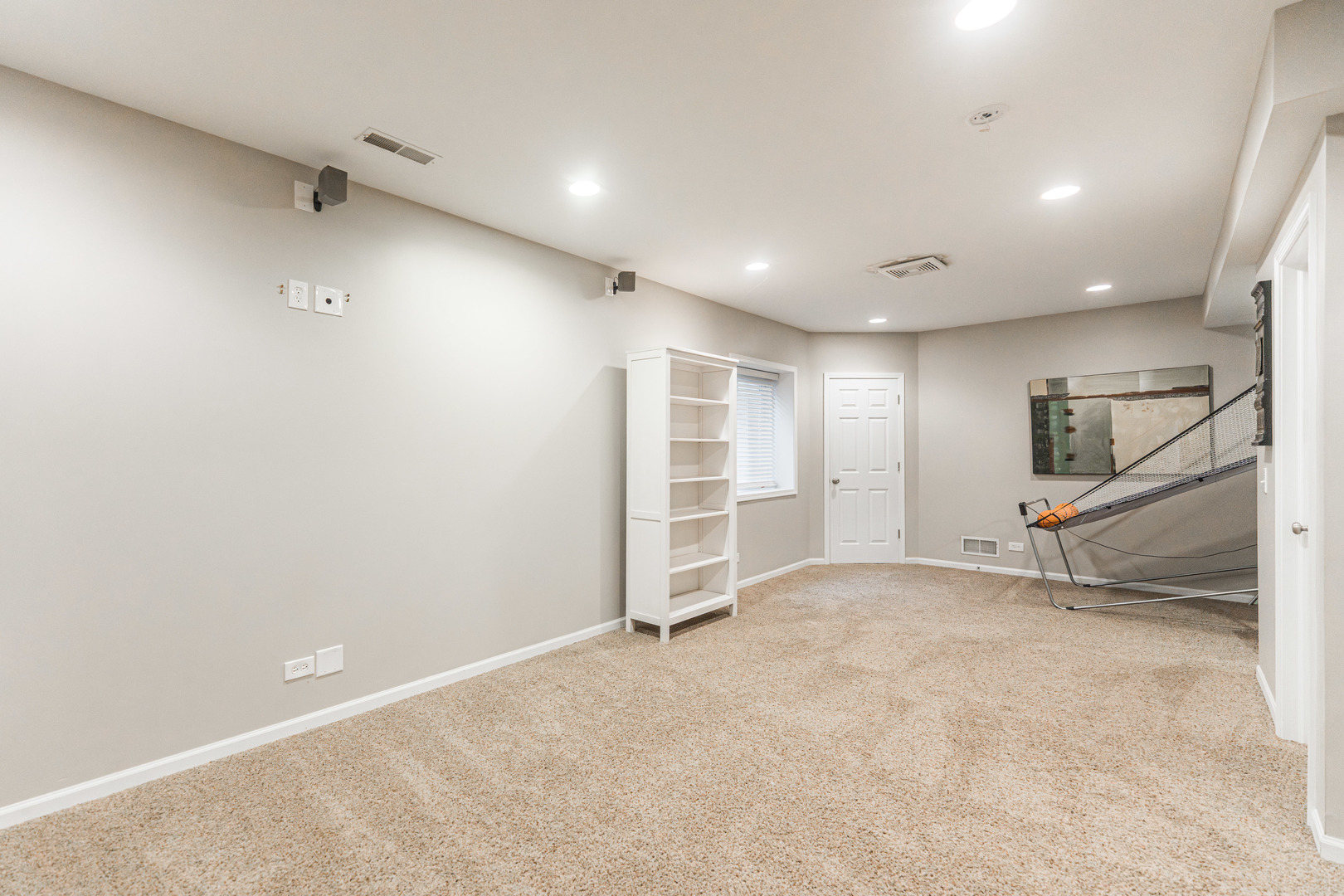 1975 Fountain Grass Circle