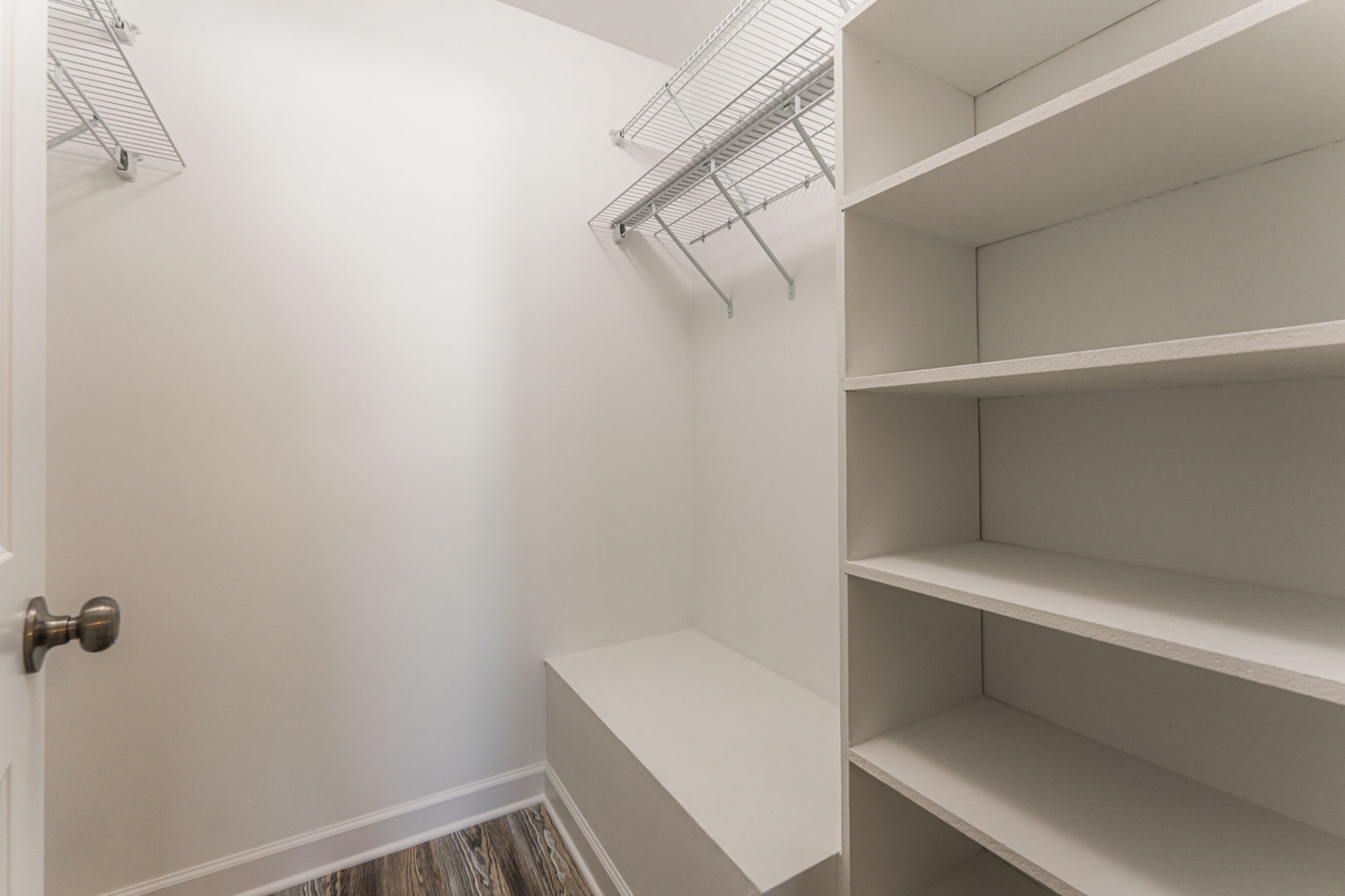 305 Milton Court Unit: B