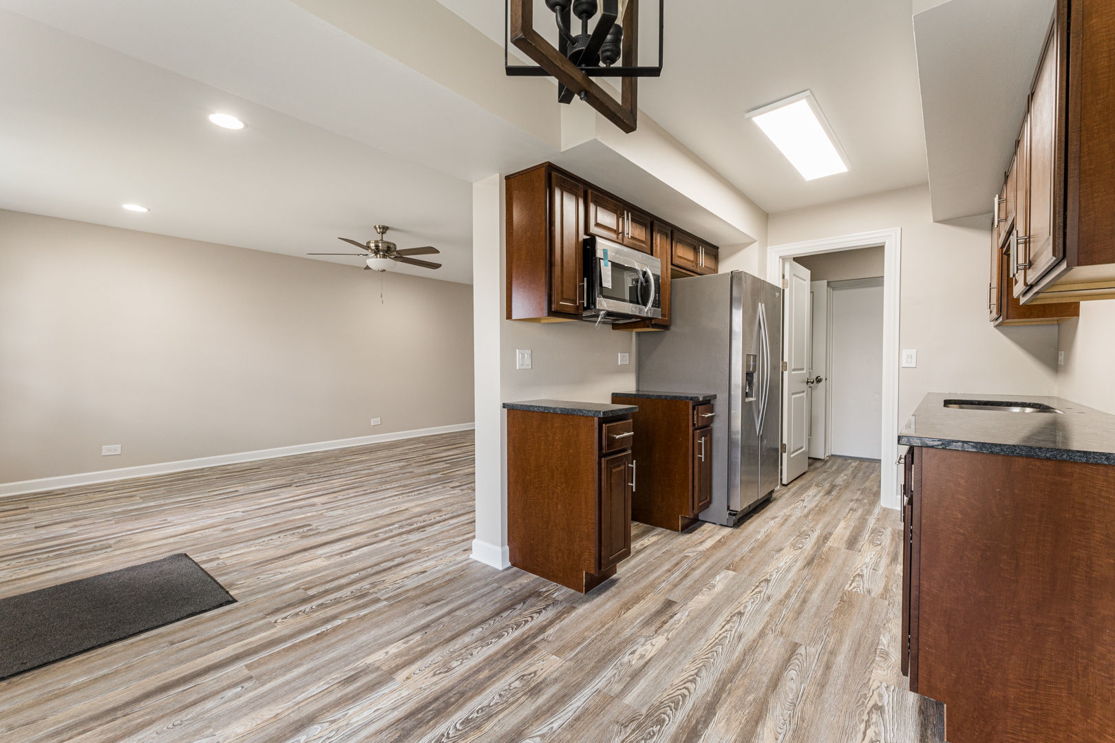 305 Milton Court Unit: B