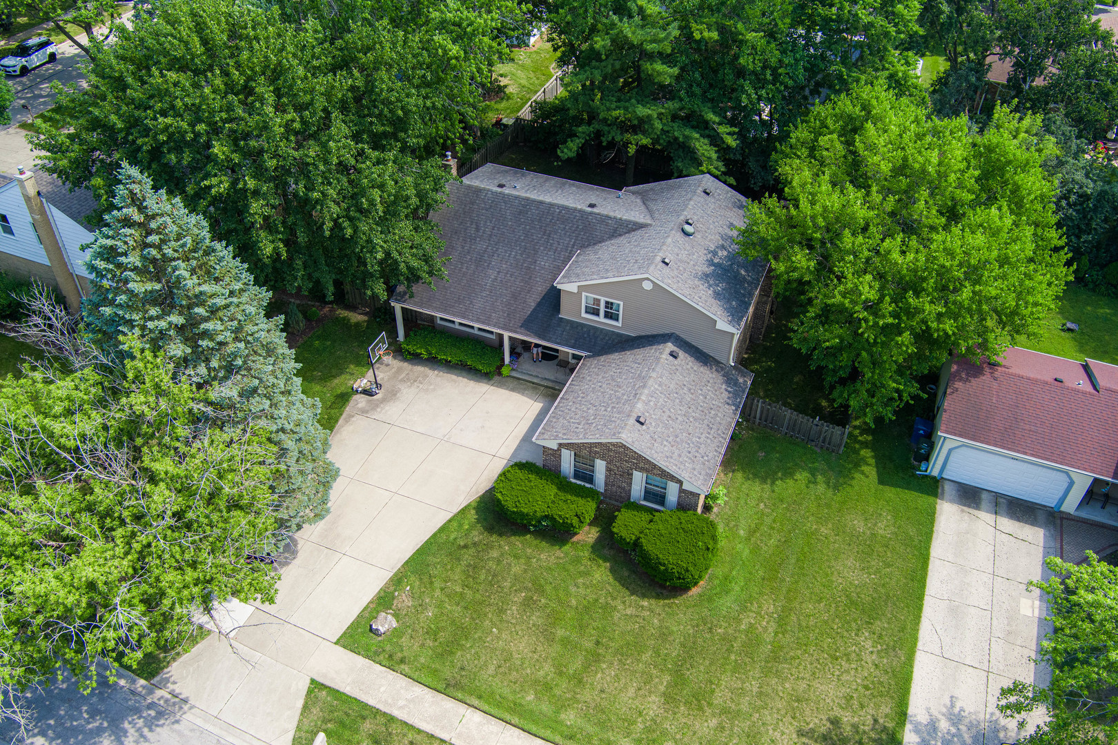 608 Iroquois Avenue