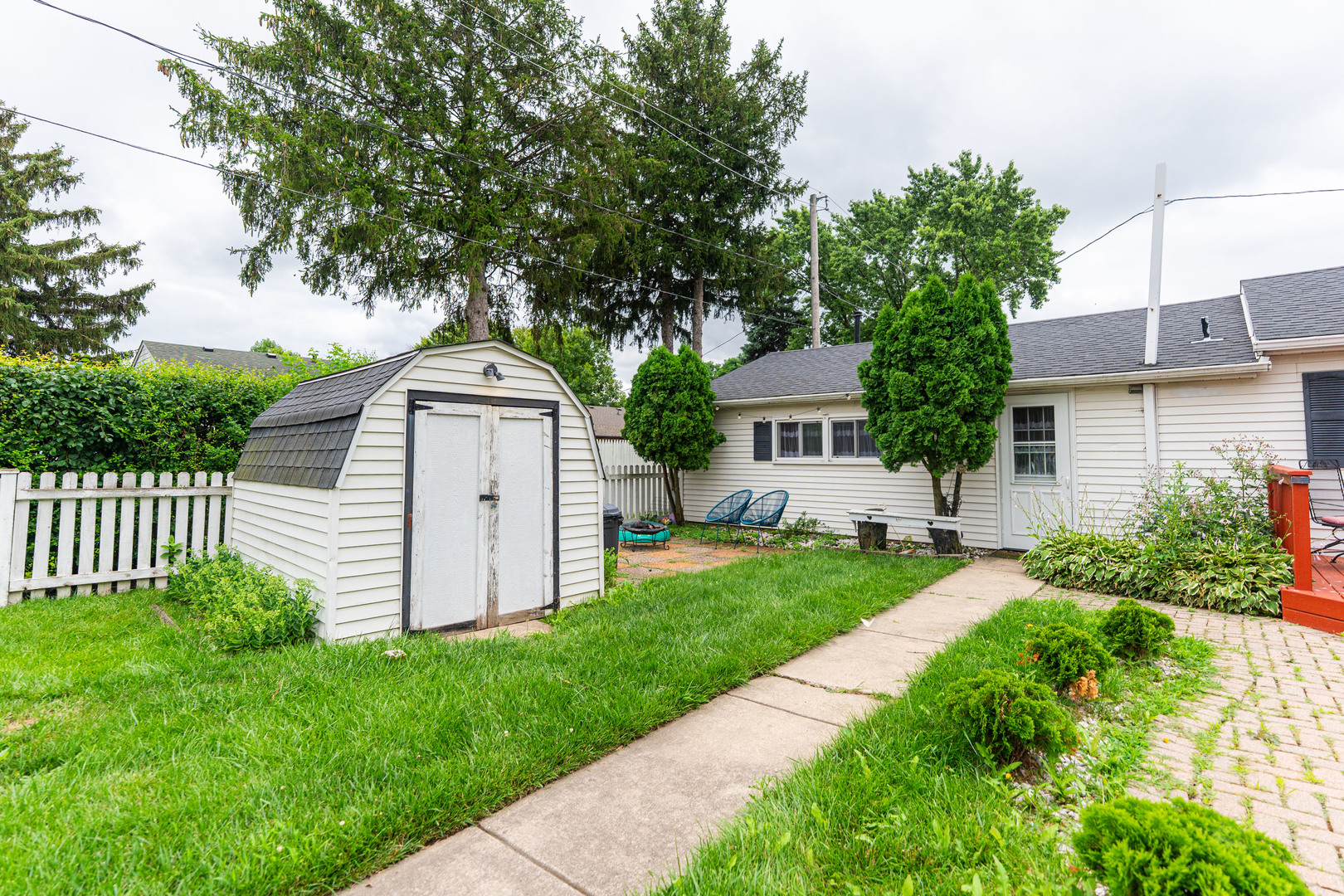 743 Geneva Avenue