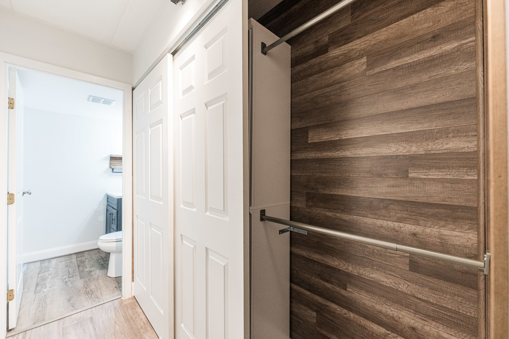 5S040 Pebblewood Lane Unit: W303