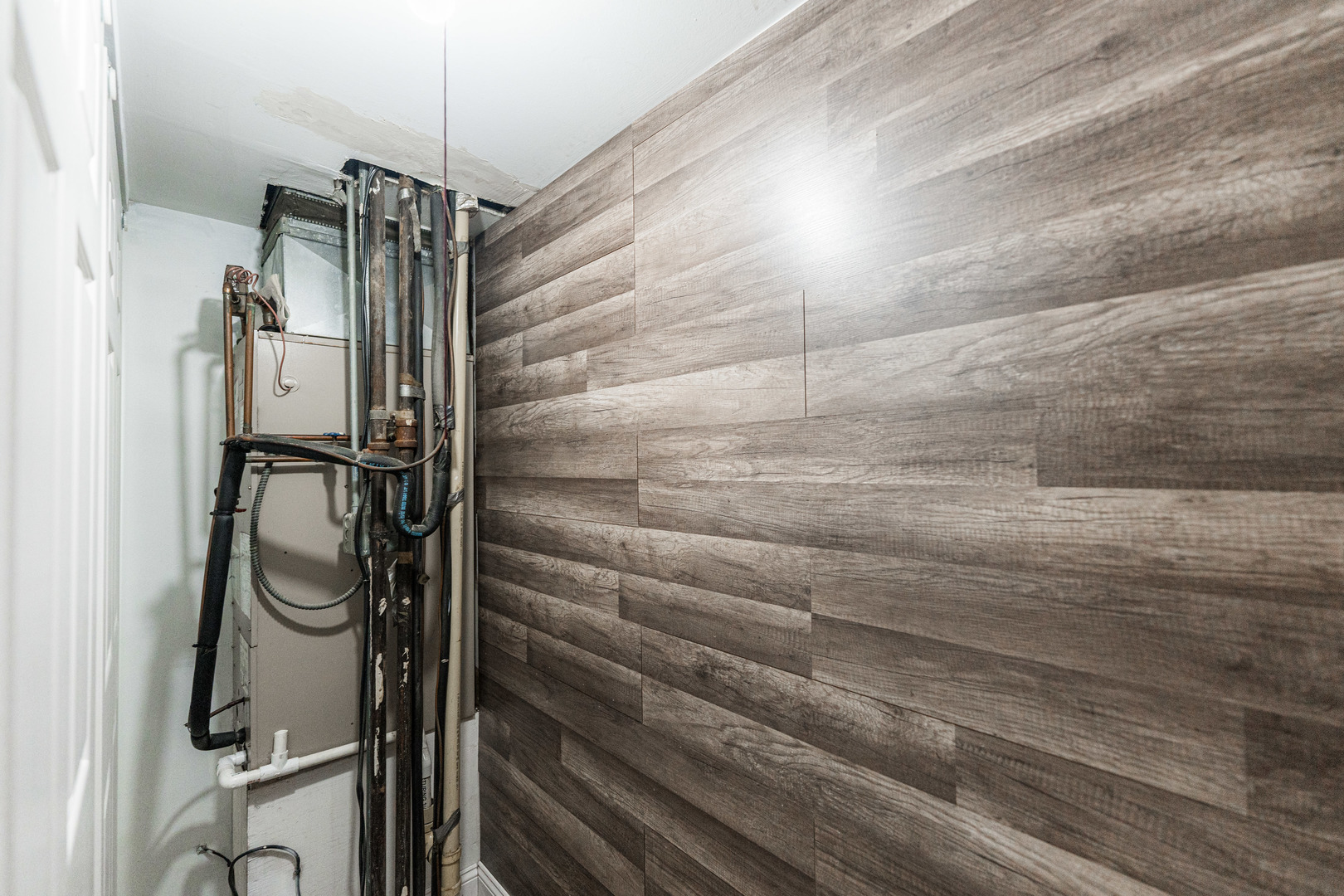5S040 Pebblewood Lane Unit: W303
