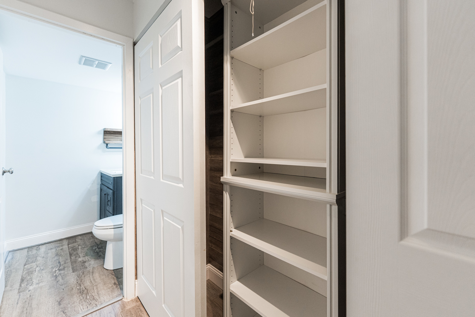 5S040 Pebblewood Lane Unit: W303