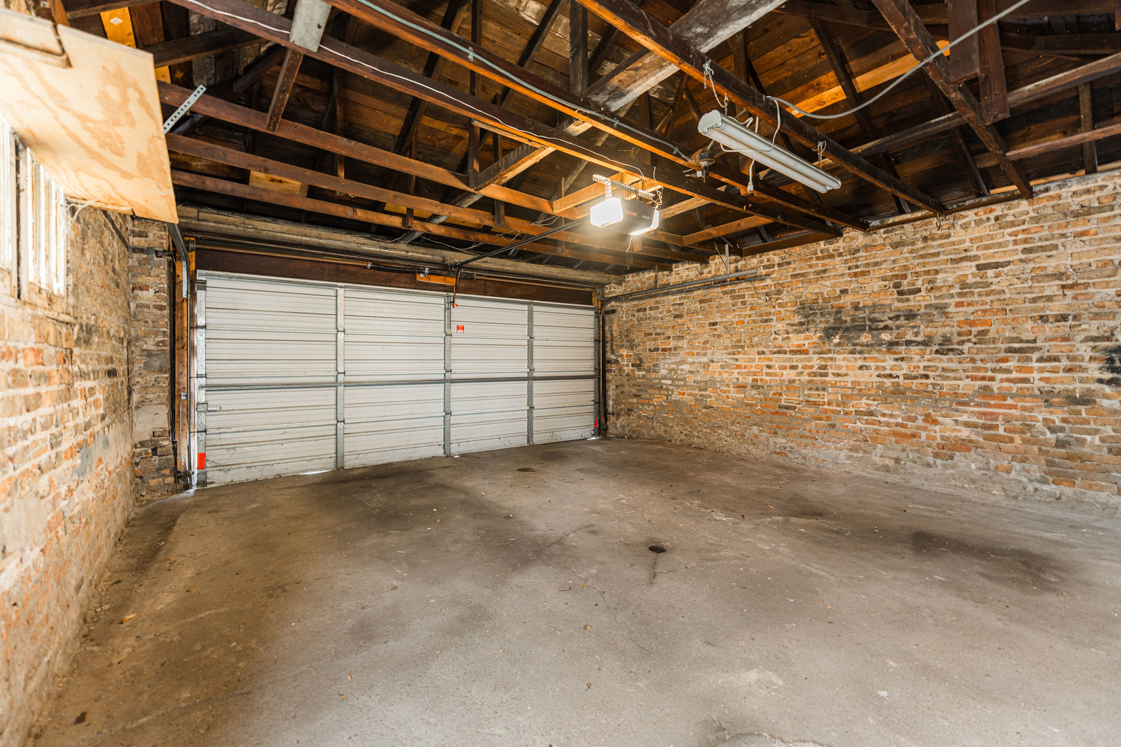 4610 W Altgeld Street