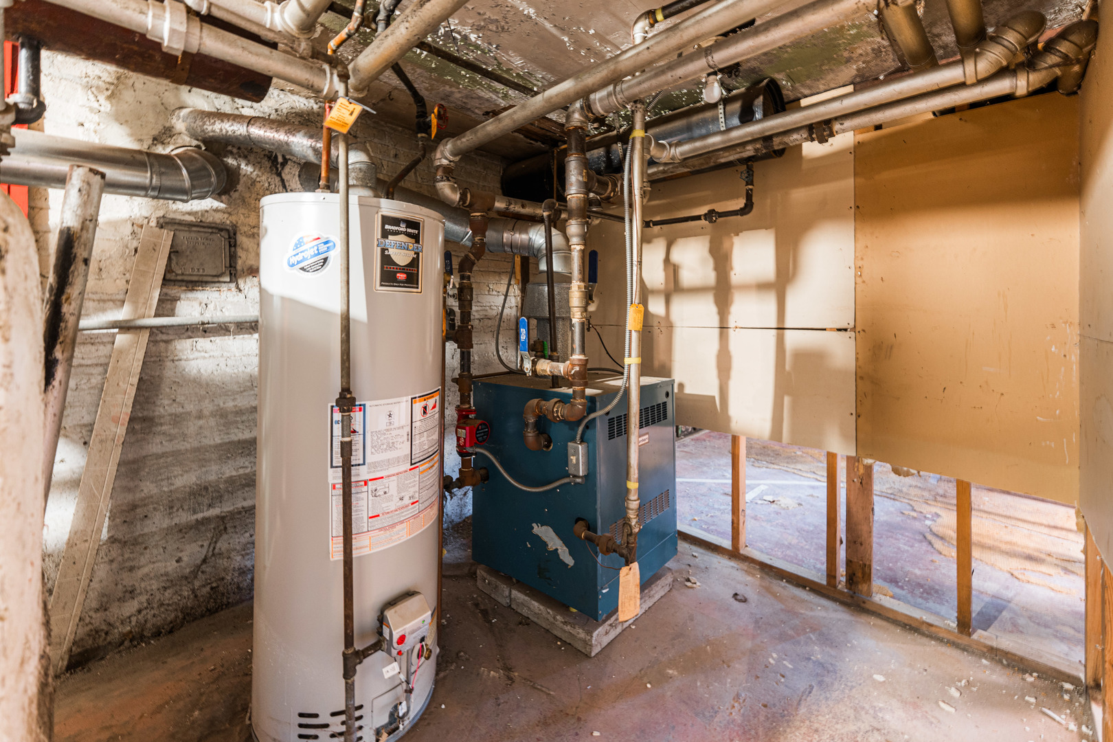 4610 W Altgeld Street