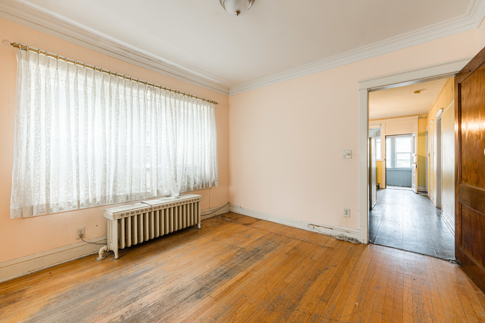 4610 W Altgeld Street