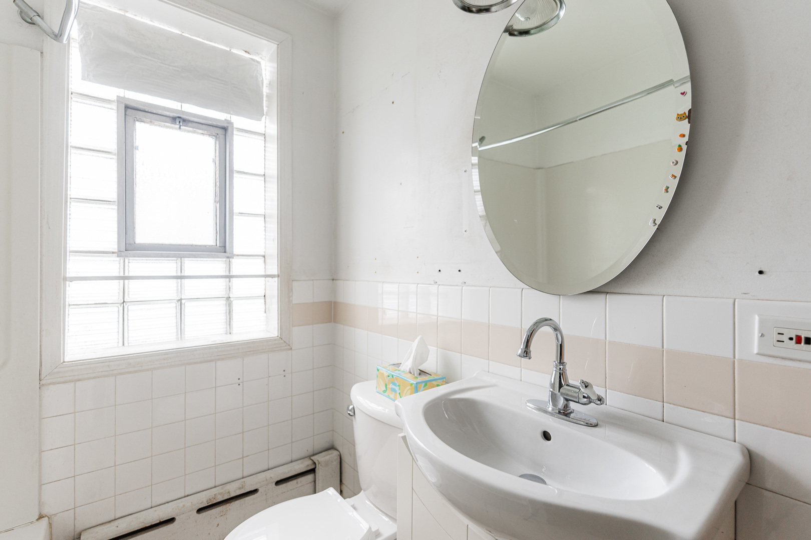 4610 W Altgeld Street