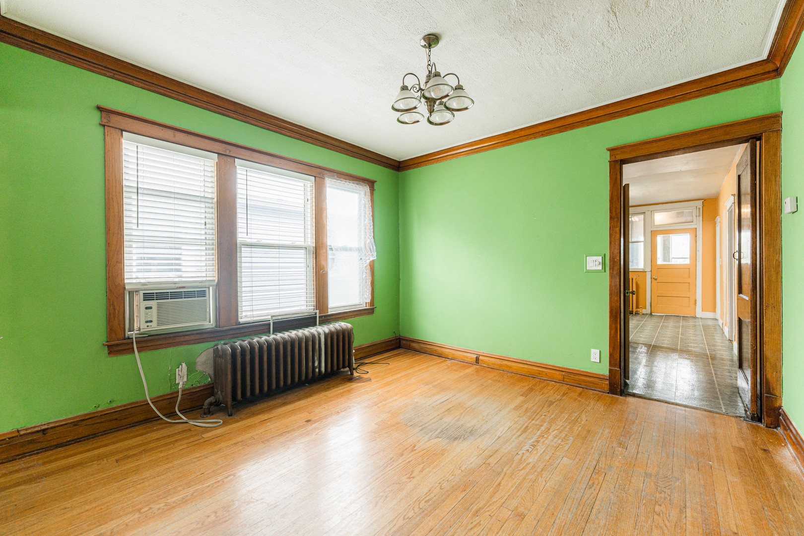 4610 W Altgeld Street