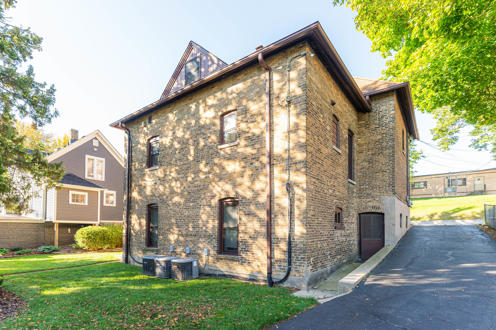 113 Elm Street Unit: B