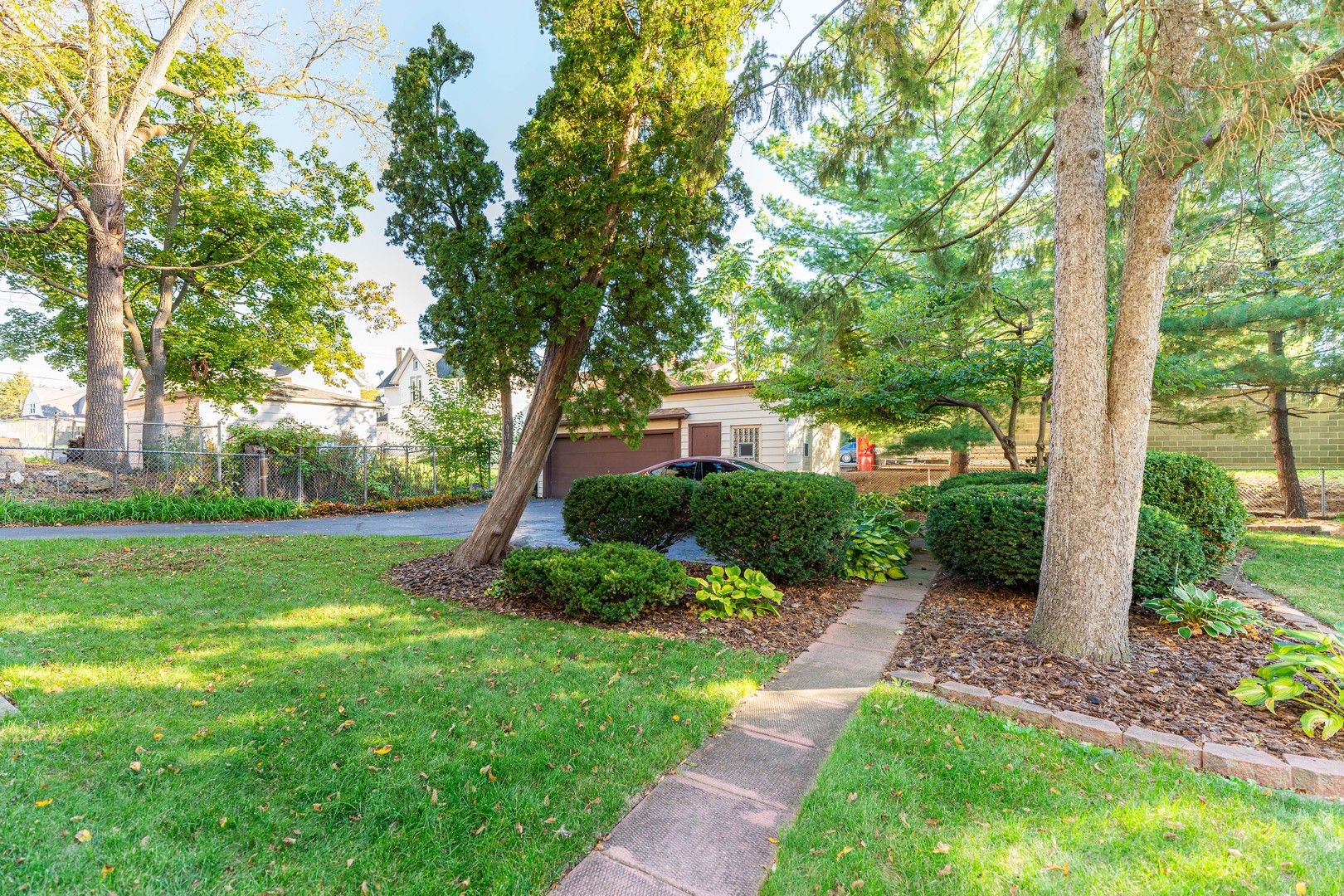 113 Elm Street Unit: B