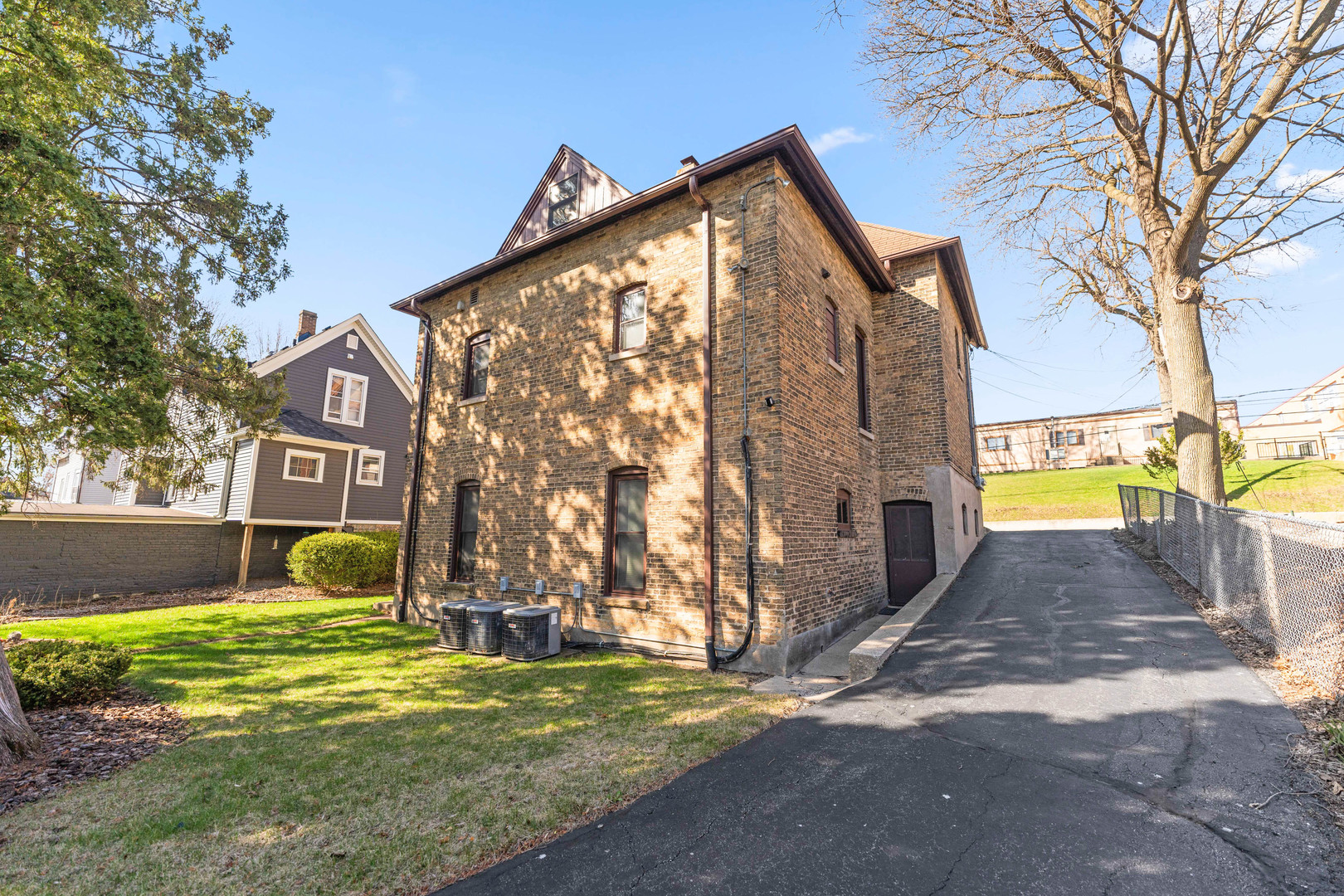 113 Elm Street Unit: C