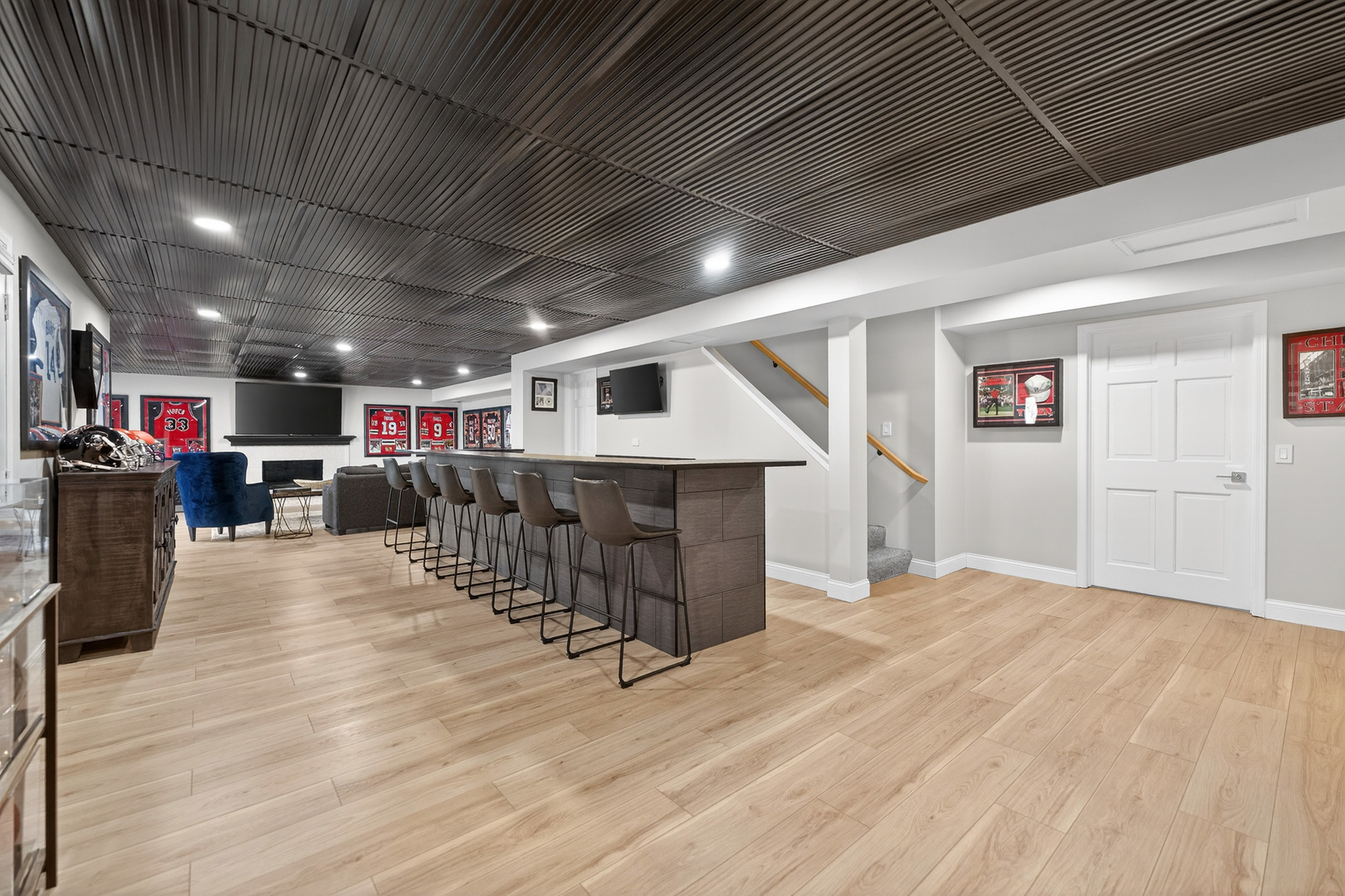 41W716 Hunters Hill Drive