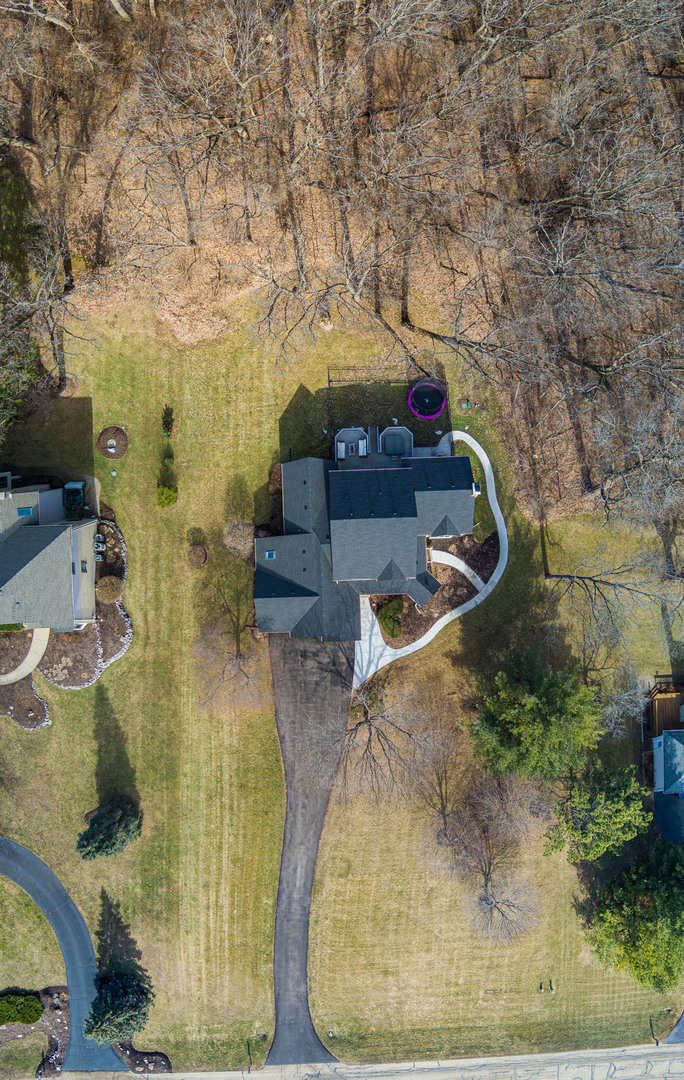 41W716 Hunters Hill Drive