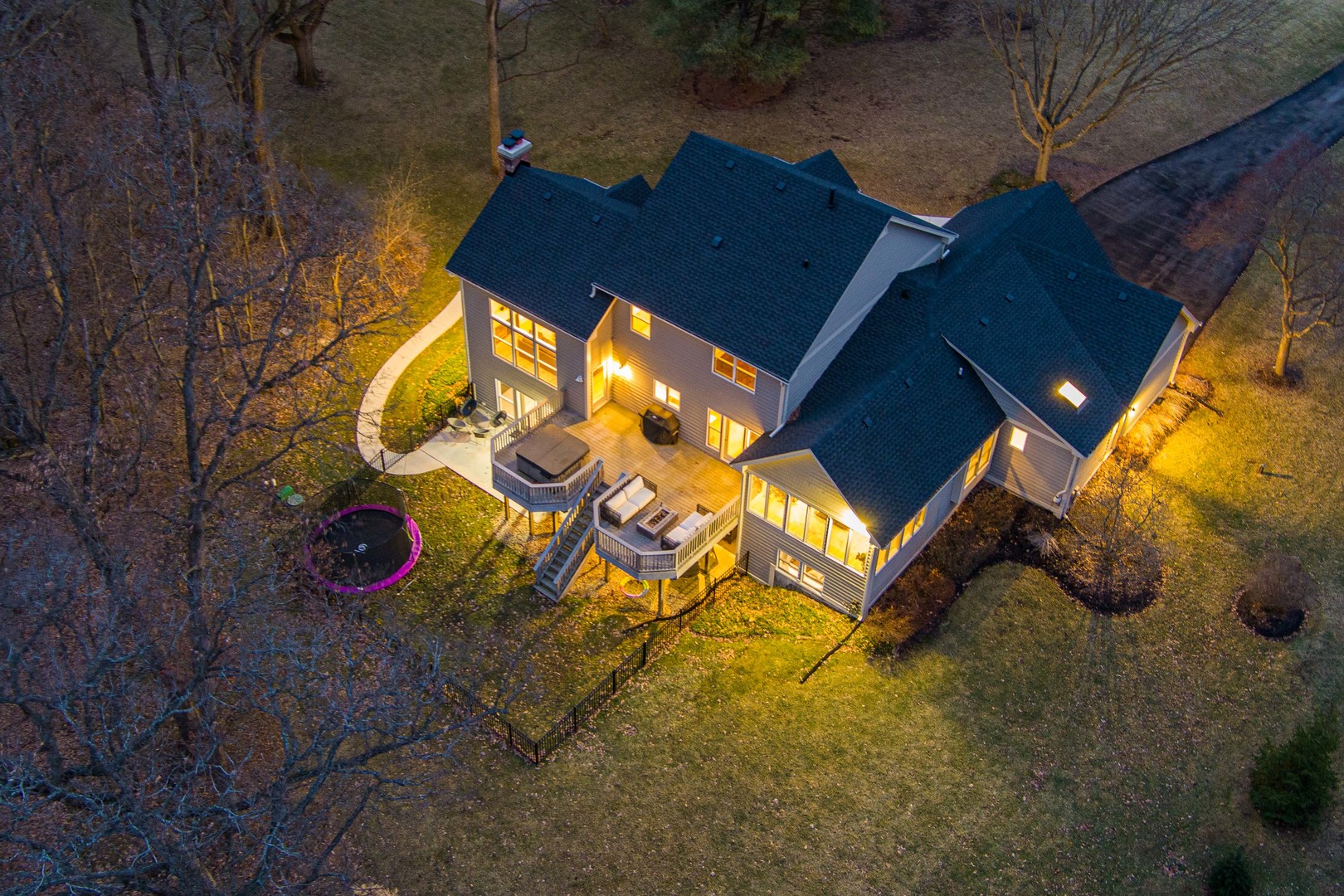 41W716 Hunters Hill Drive