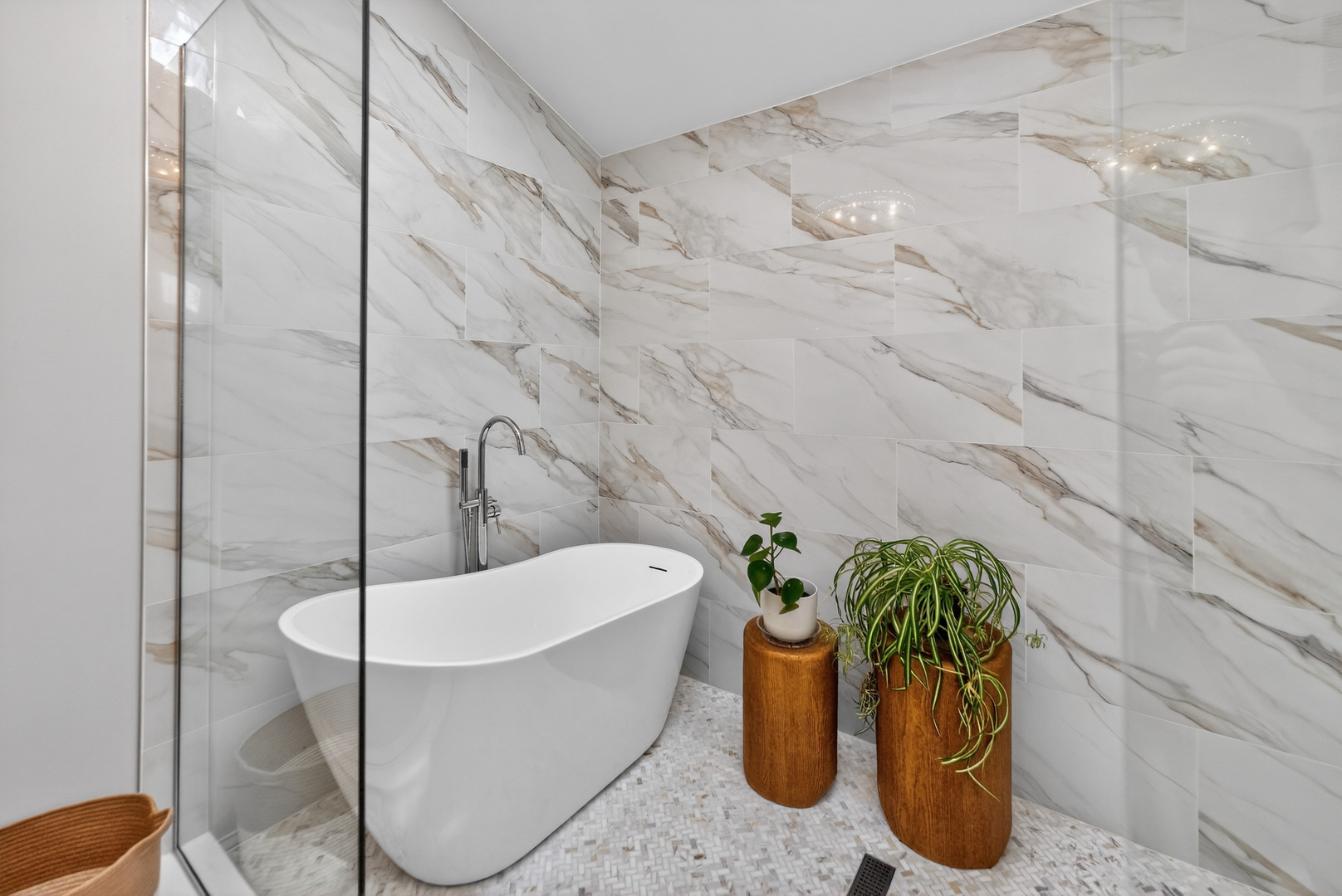 41W716 Hunters Hill Drive