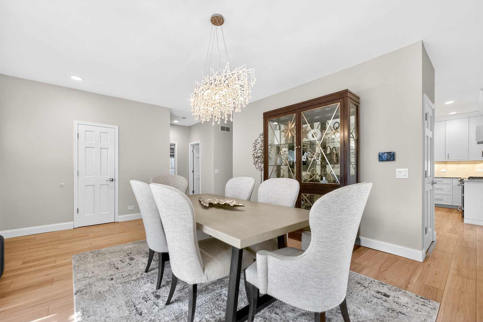 41W716 Hunters Hill Drive