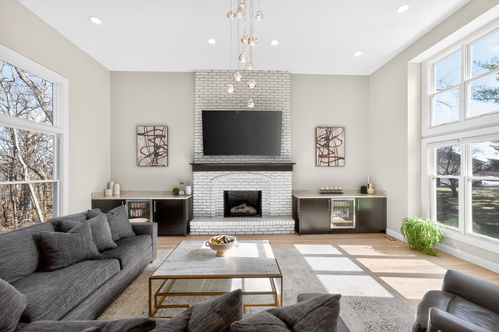 41W716 Hunters Hill Drive