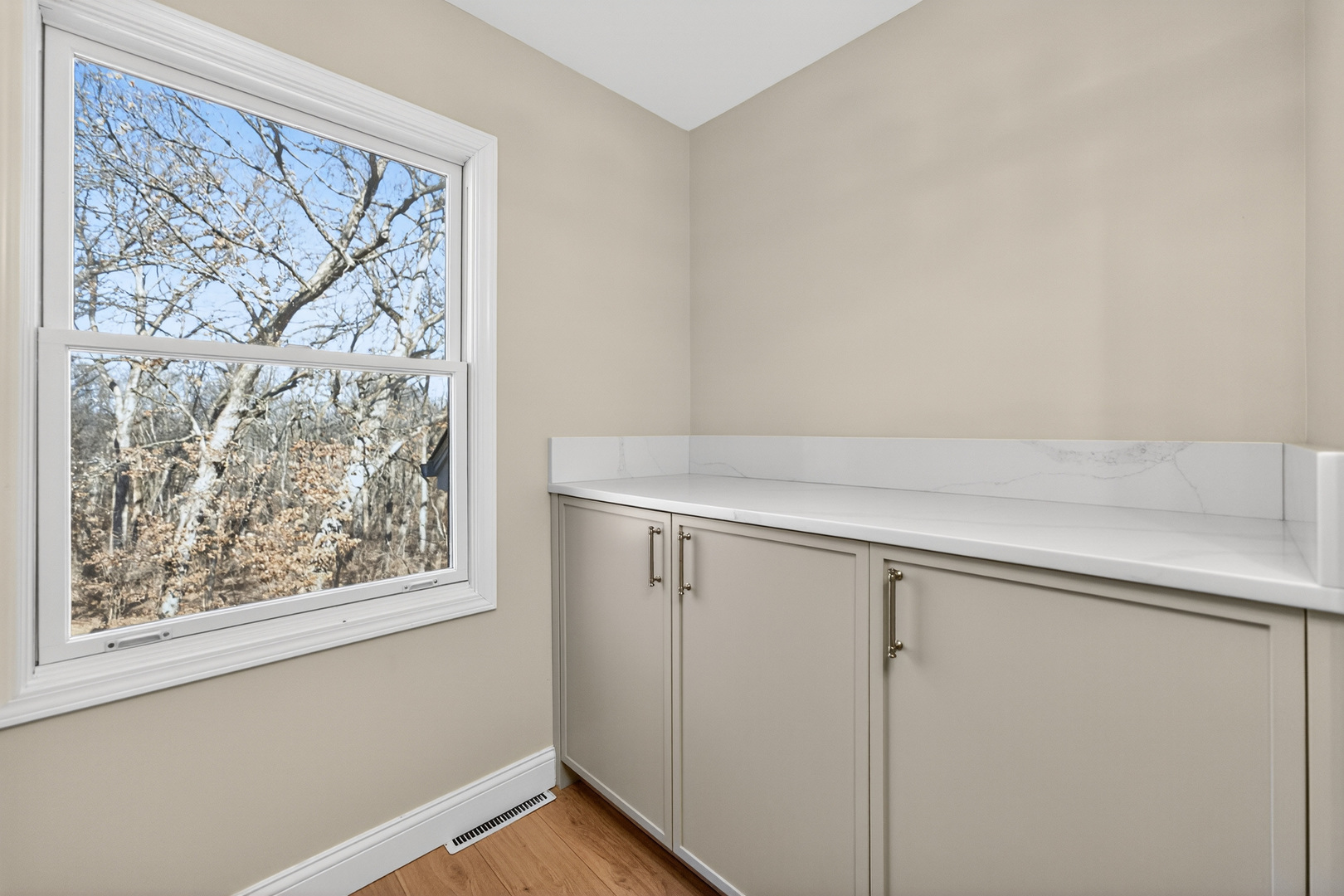 41W716 Hunters Hill Drive