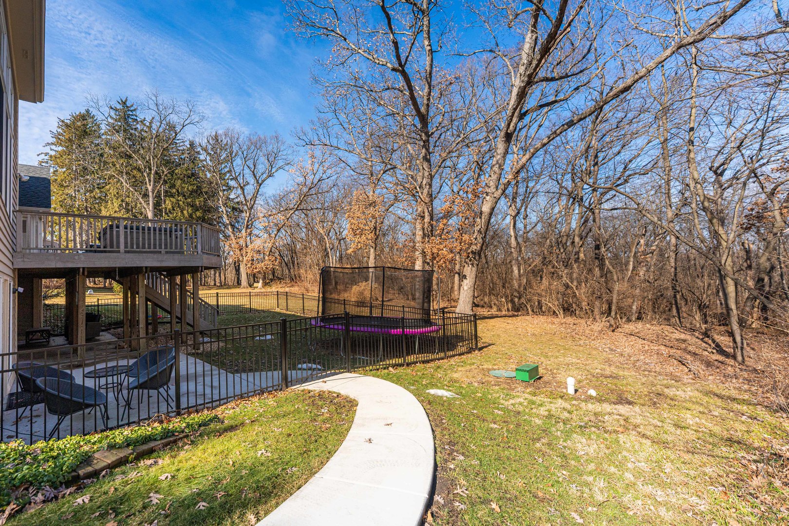 41W716 Hunters Hill Drive