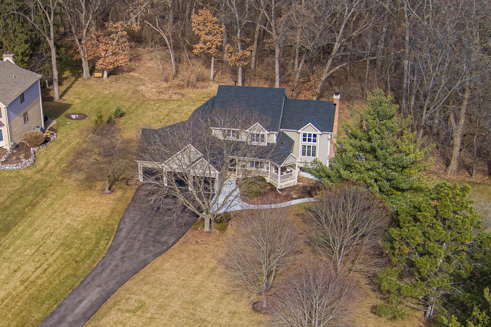 41W716 Hunters Hill Drive