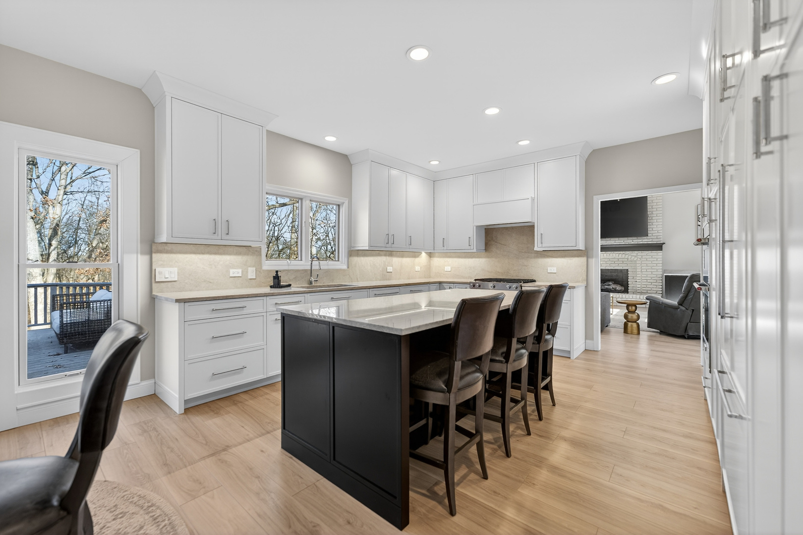 41W716 Hunters Hill Drive