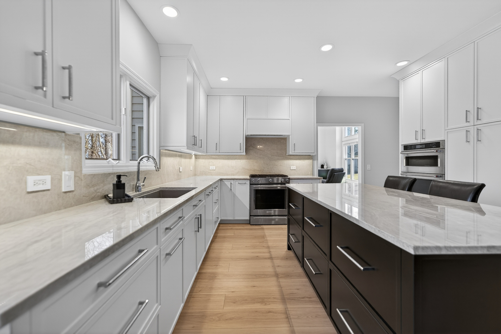 41W716 Hunters Hill Drive