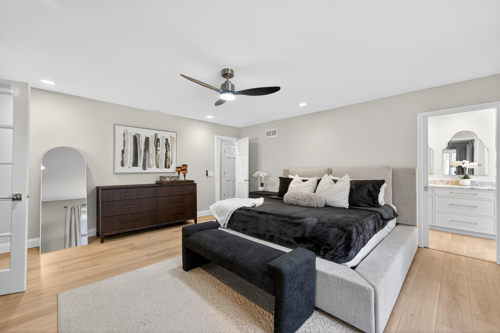 41W716 Hunters Hill Drive