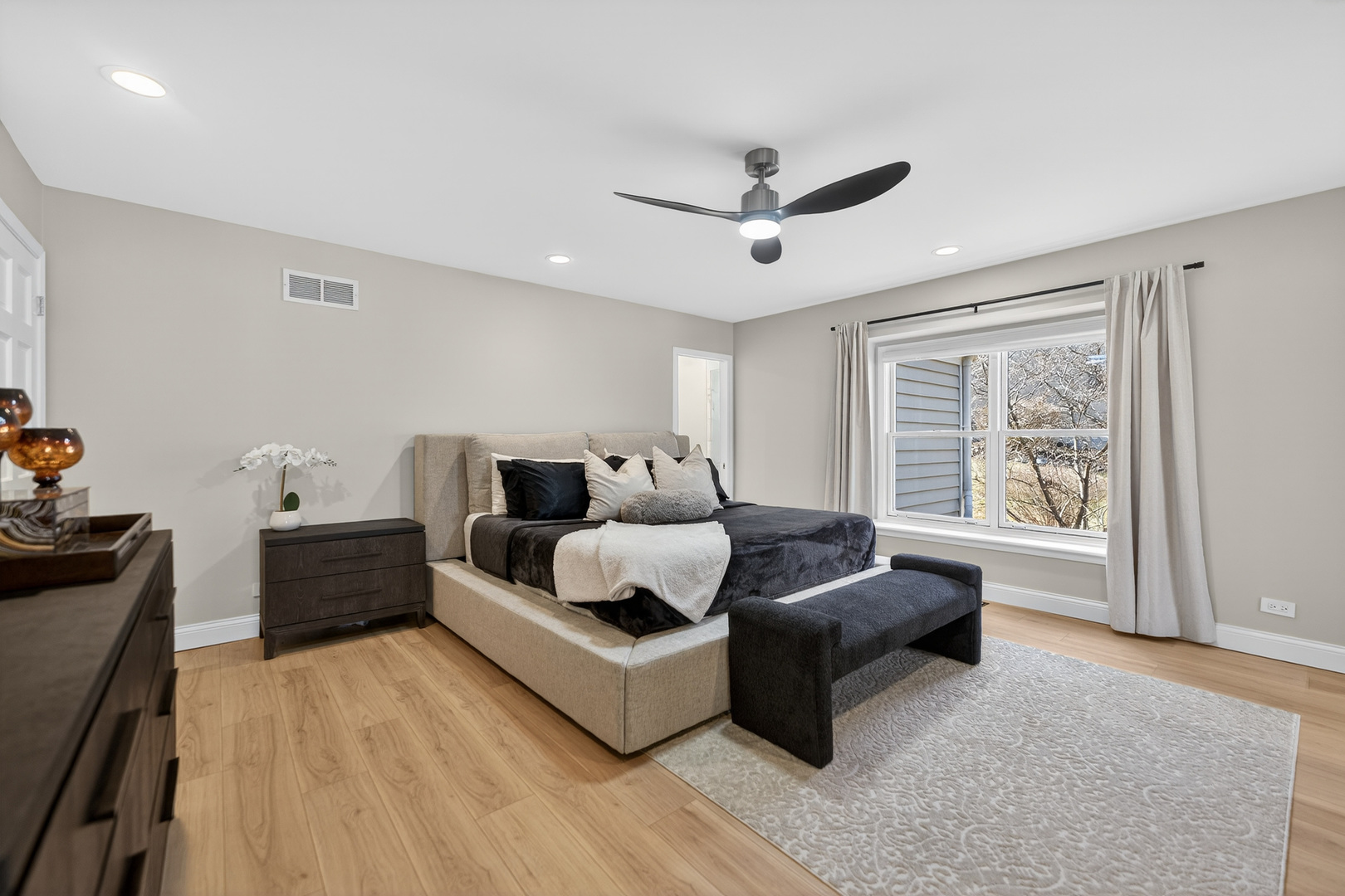 41W716 Hunters Hill Drive