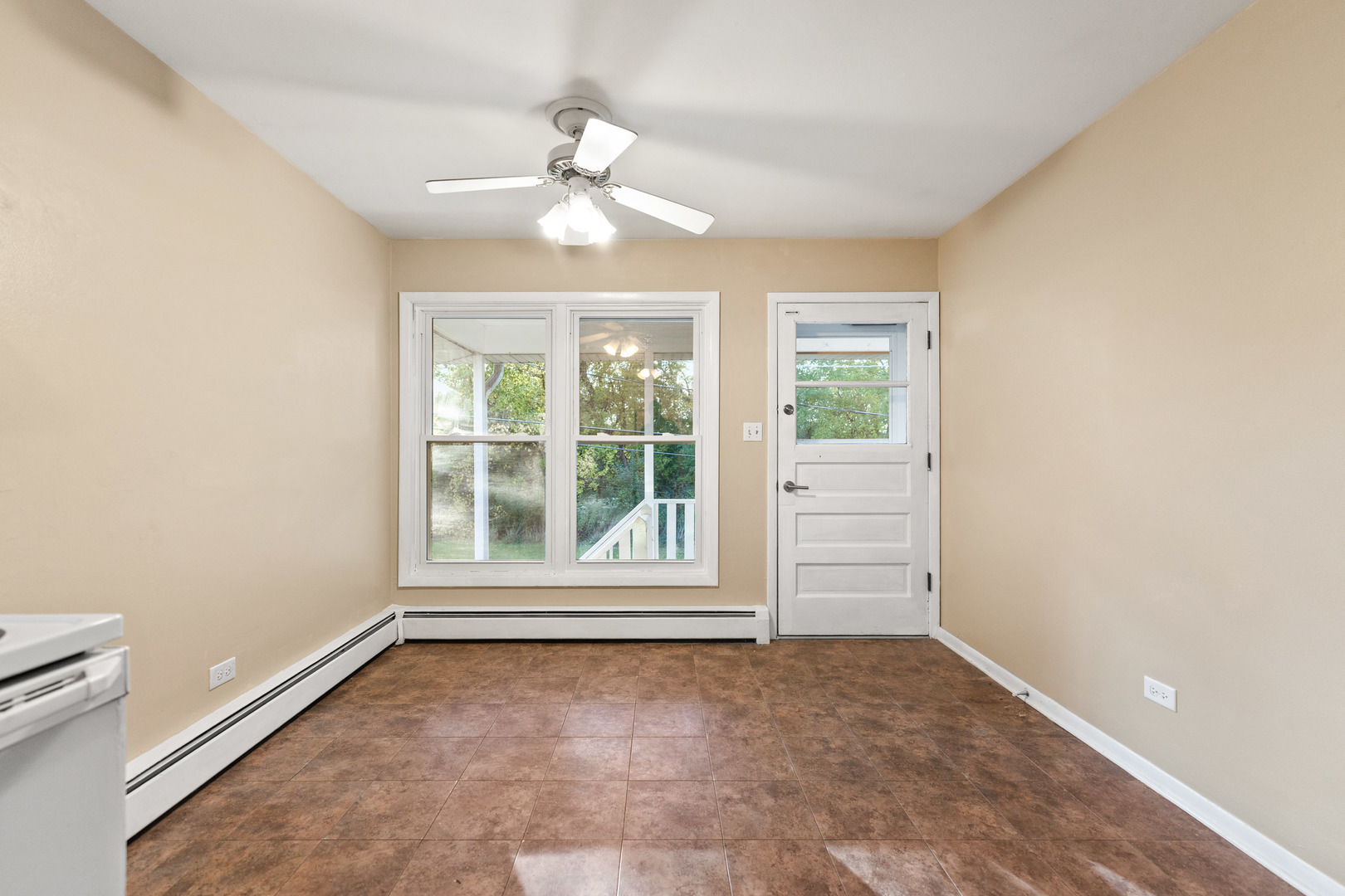 286 Wayne Court Unit: 2