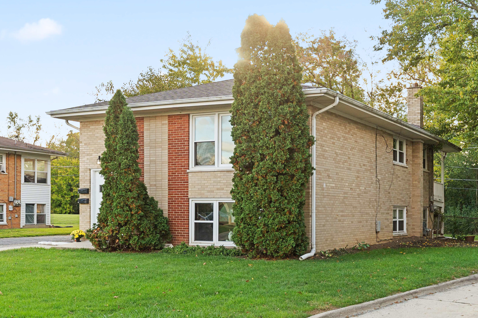 286 Wayne Court Unit: 2