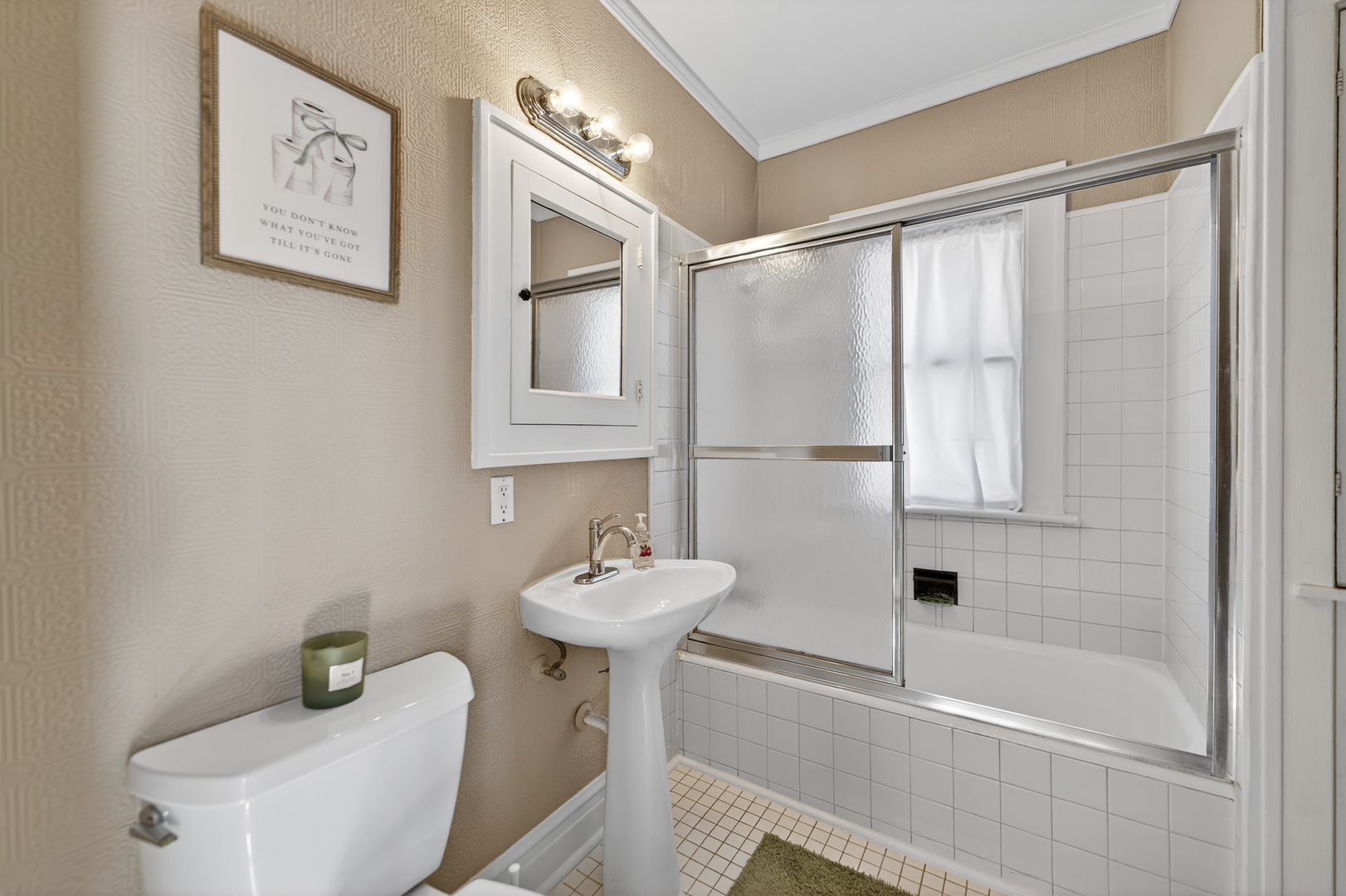 323 Hawthorne Boulevard