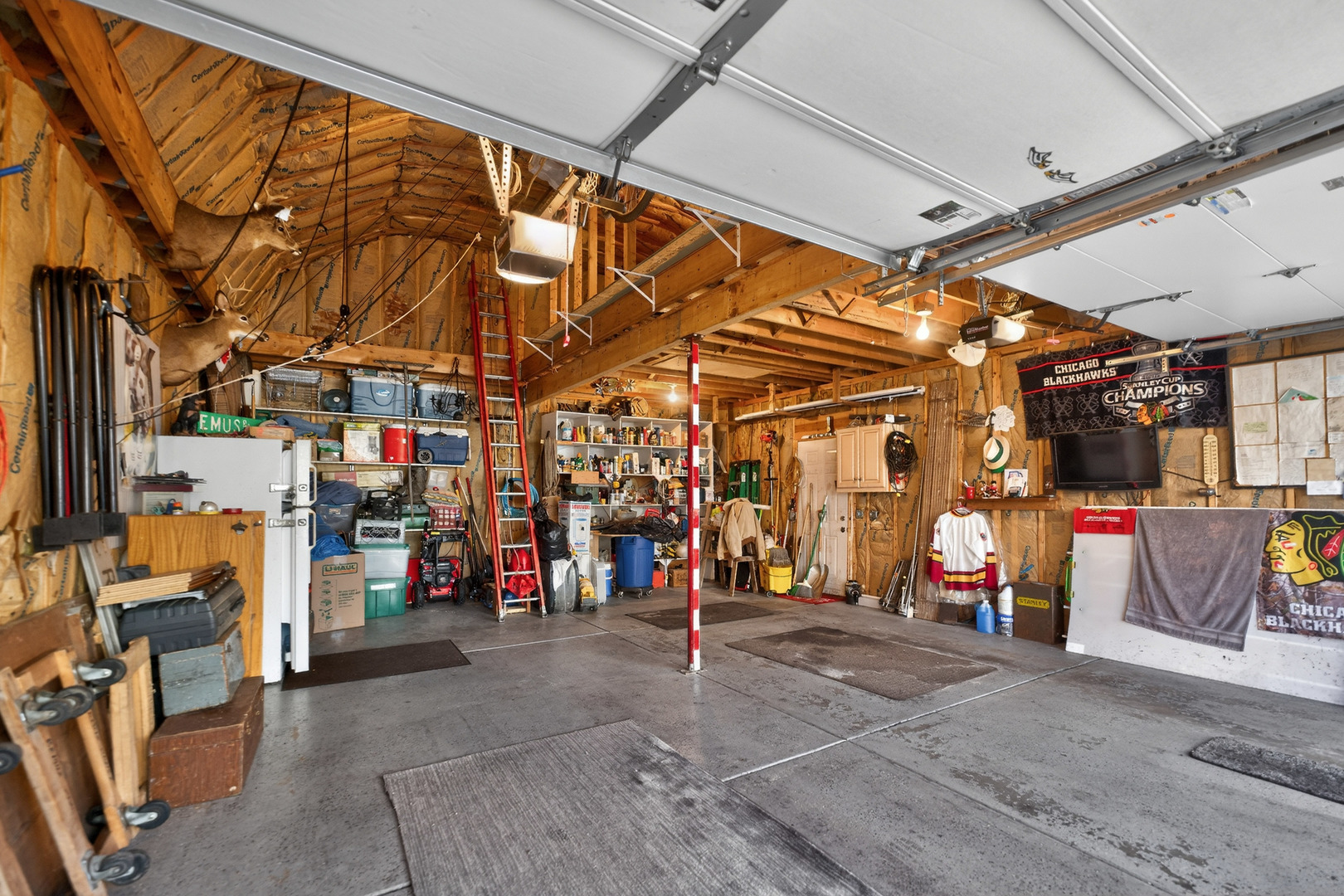 323 Hawthorne Boulevard