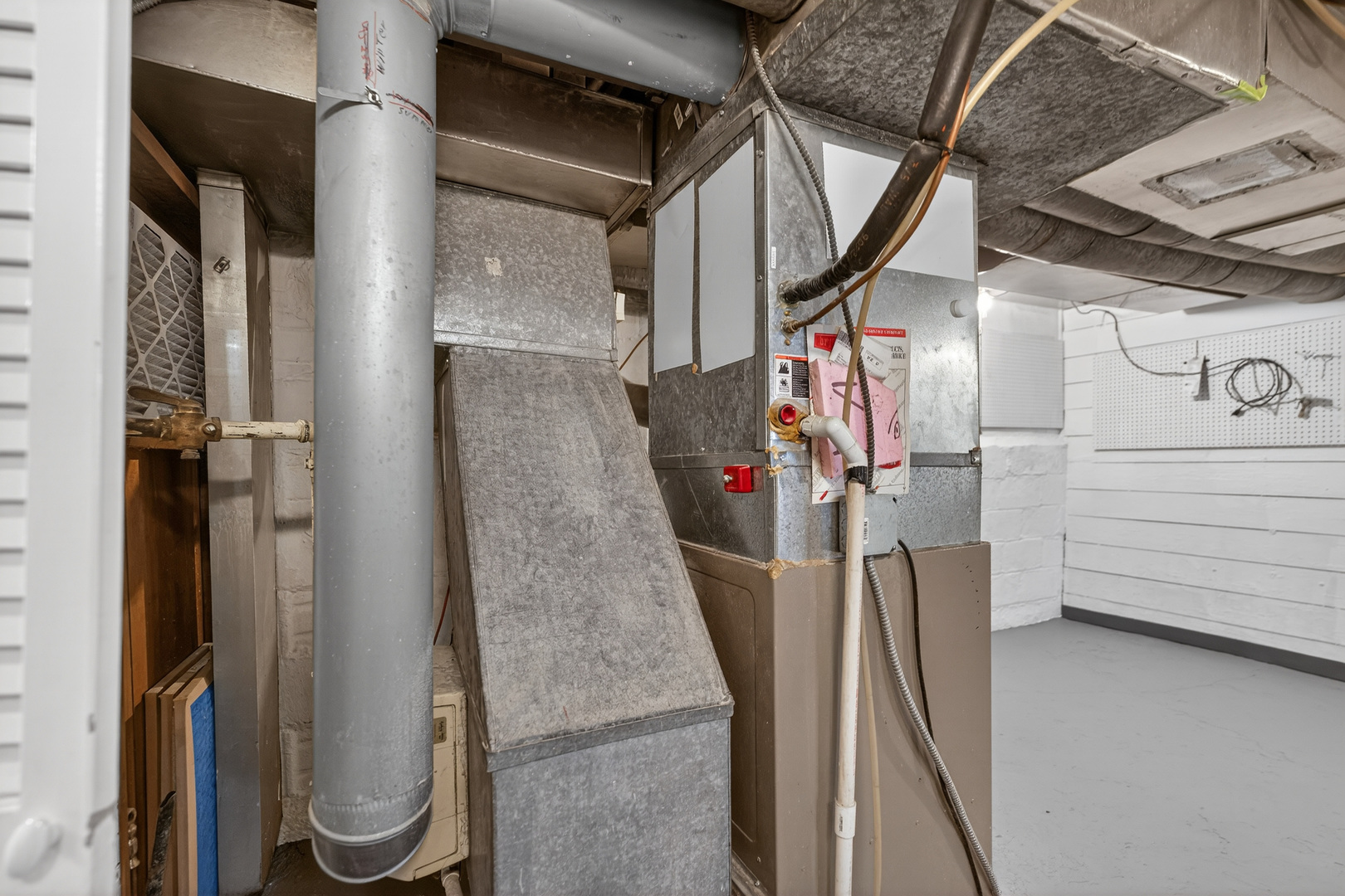 323 Hawthorne Boulevard