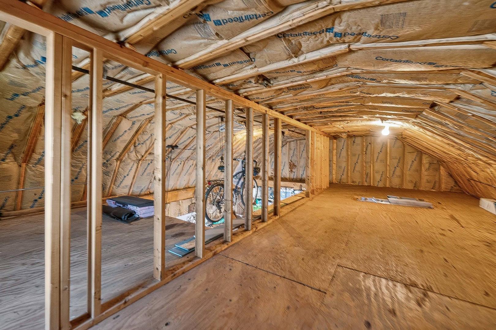 323 Hawthorne Boulevard