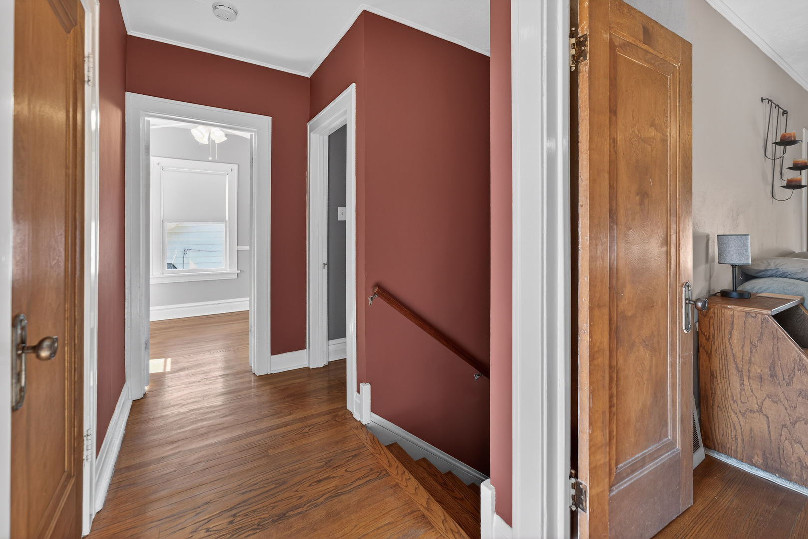 323 Hawthorne Boulevard