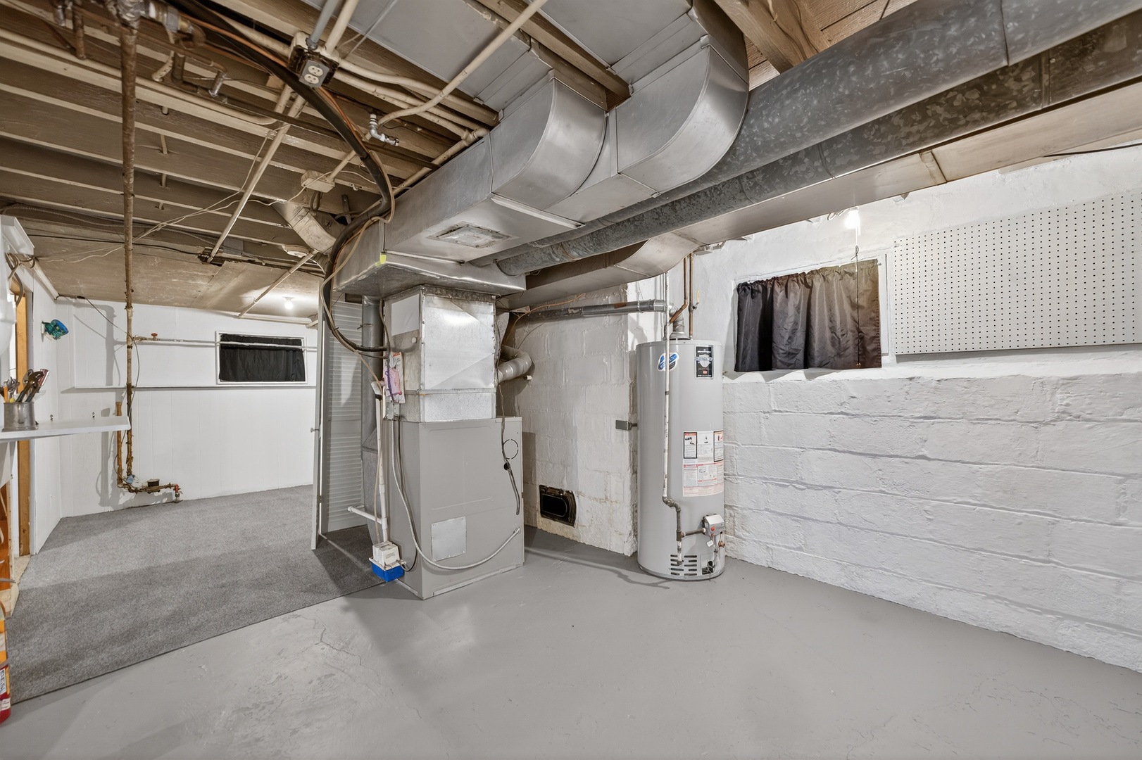 323 Hawthorne Boulevard