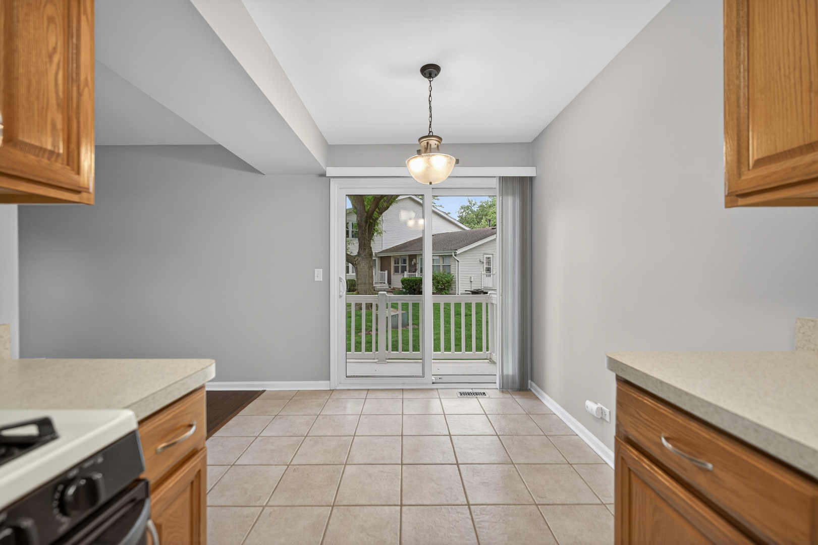 212 Amherst Court Unit: C
